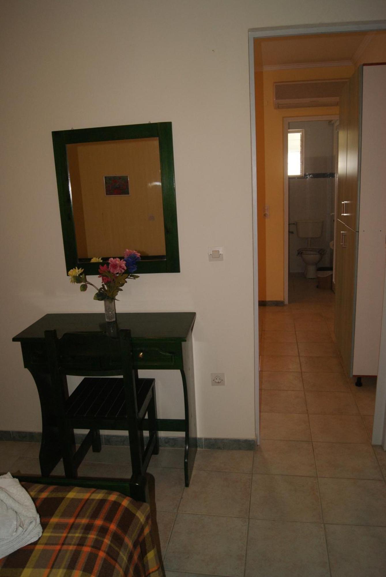 Maria Apartments Lourdata  Luaran gambar