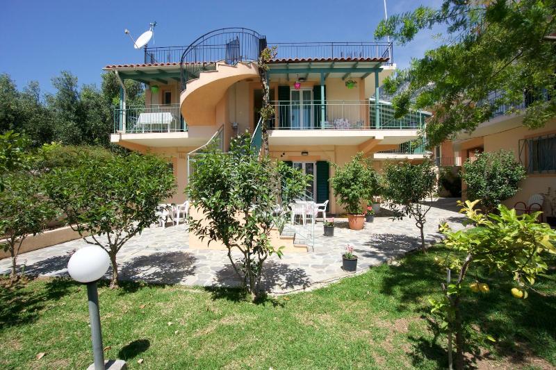 Maria Apartments Lourdata  Luaran gambar