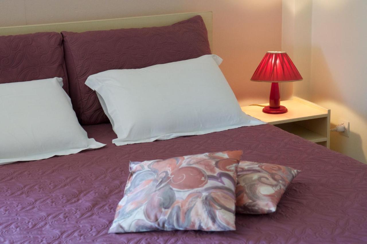 Maria Apartments Lourdata  Luaran gambar
